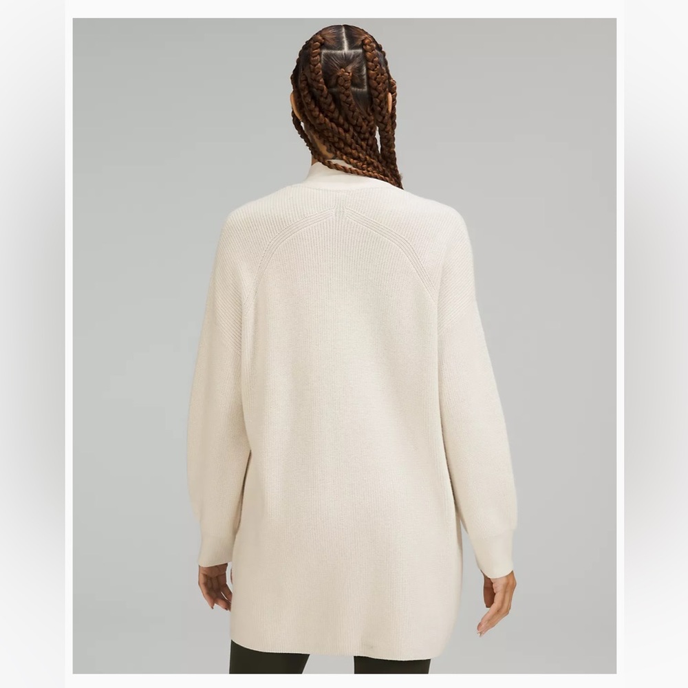 Versitile Lululemon Merino Wool Blend Ribbed Long Wrap Sweater. Size 4 - Picture 4 of 8